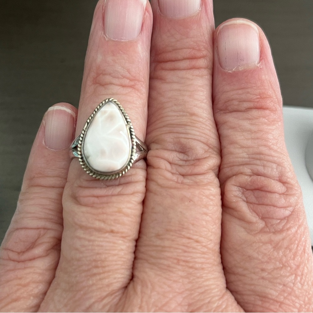 Natrolite Pink Larimar Pink Sterling Silver Ring - Size 6 - Picture 5 of 9